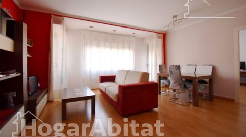 Extraordinaria amplitud en este luminoso primer piso con terrazas y trastero, imagen 3