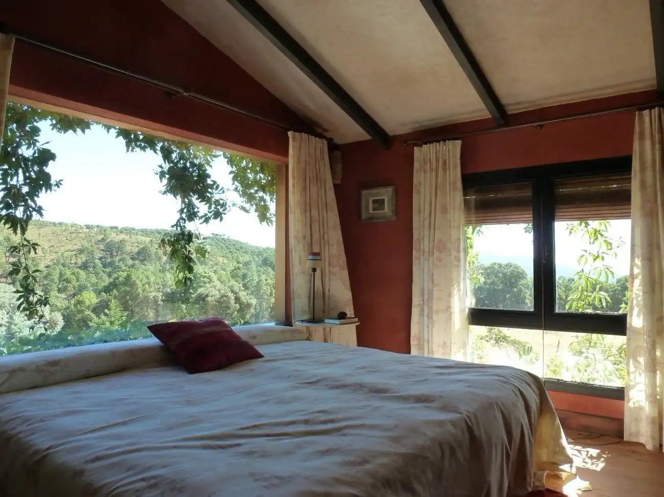 Habitación de Casa o chalet en venta en Calera de León con Jardín privado, Terraza y Amueblado