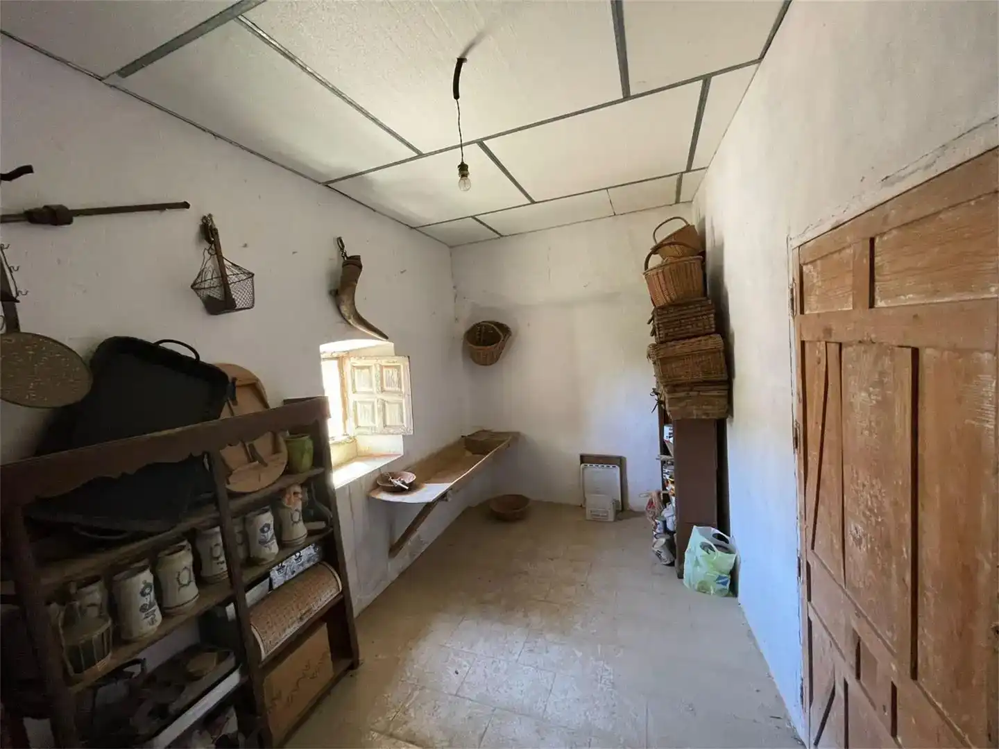 Cuina de Finca rústica en venda en Santa María de los Llanos amb Balcó