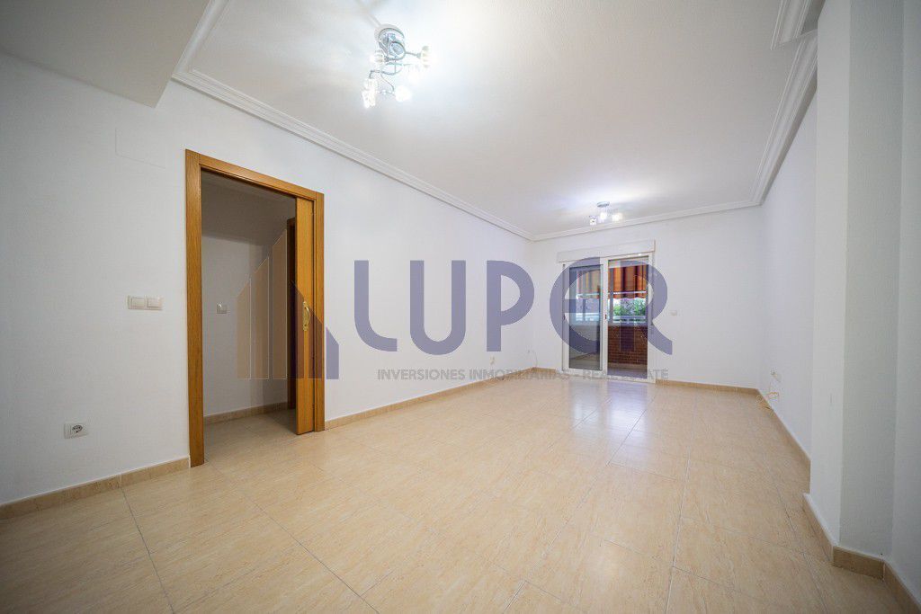 Flat for sale in Parque Lo Torrent