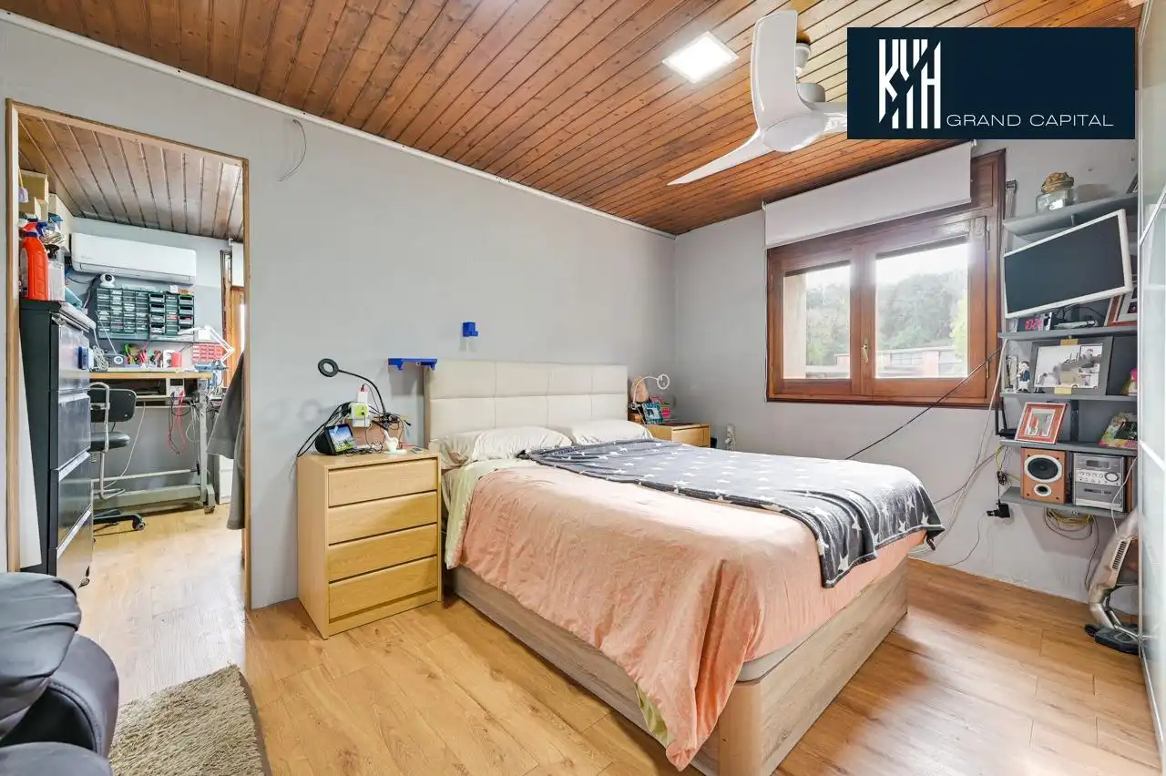 Habitación de Casa adosada en venta en Juià