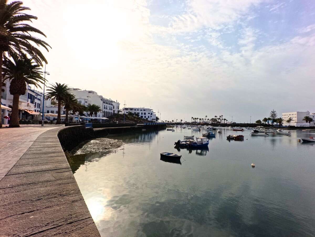 Exterior view of Flat for sale in Arrecife  with Furnished and Oven