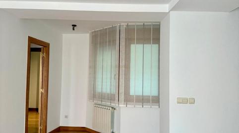 Foto 4 de Pis de lloguer a Calle Emilio Pino, Centro - Ayuntamiento, Cantabria