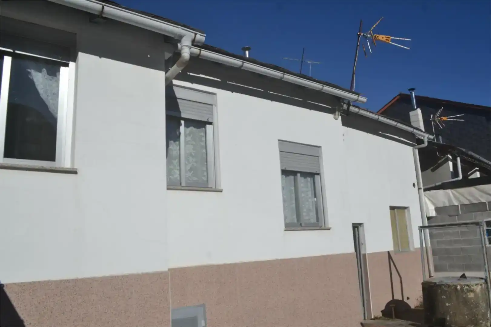 Vista exterior de Casa o chalet en venta en Villablino con Jardín privado, Trastero y Amueblado