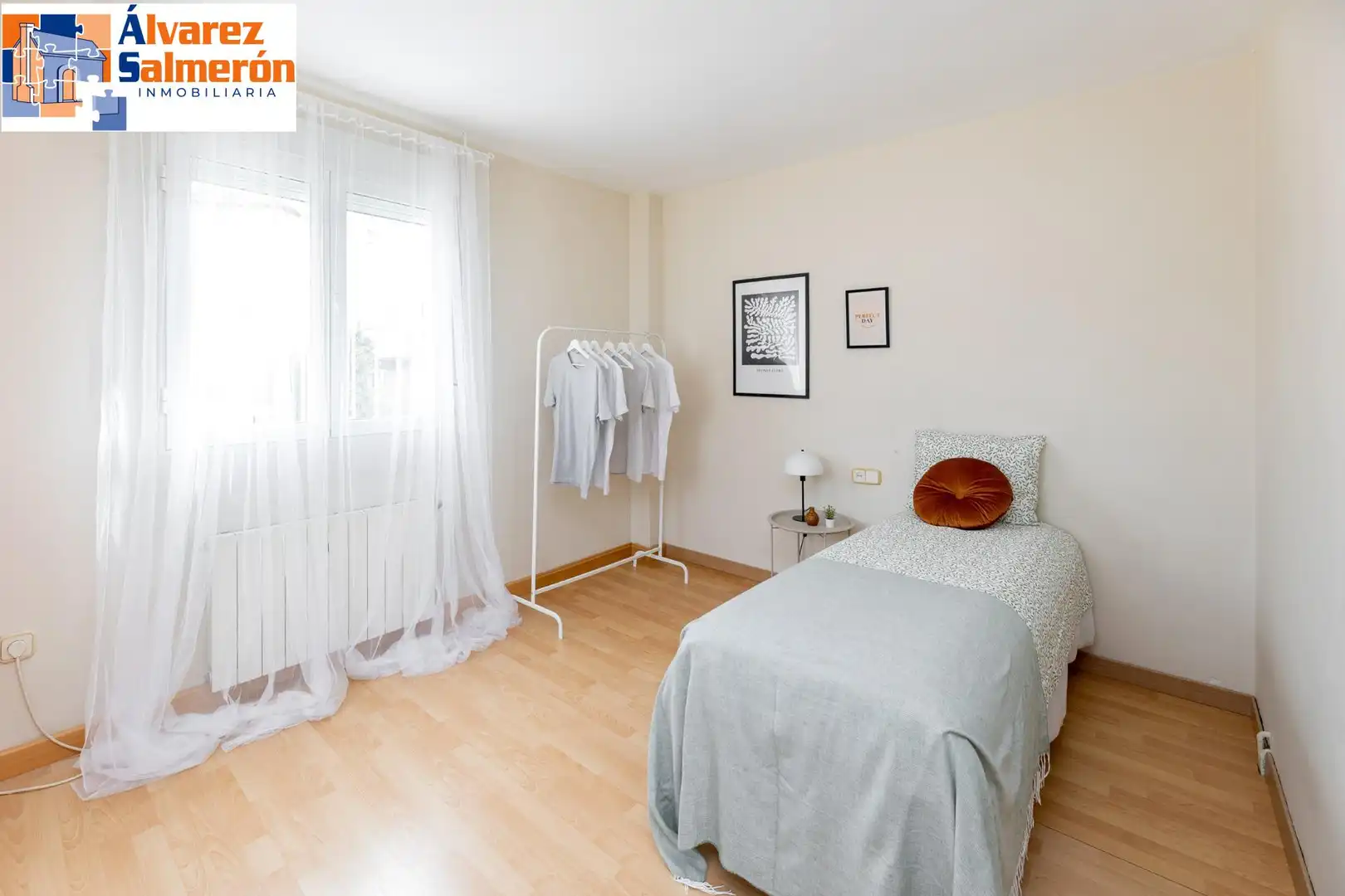 Bedroom of Houses for sale in Granada  with Air Conditioner, Private garden and Terrace