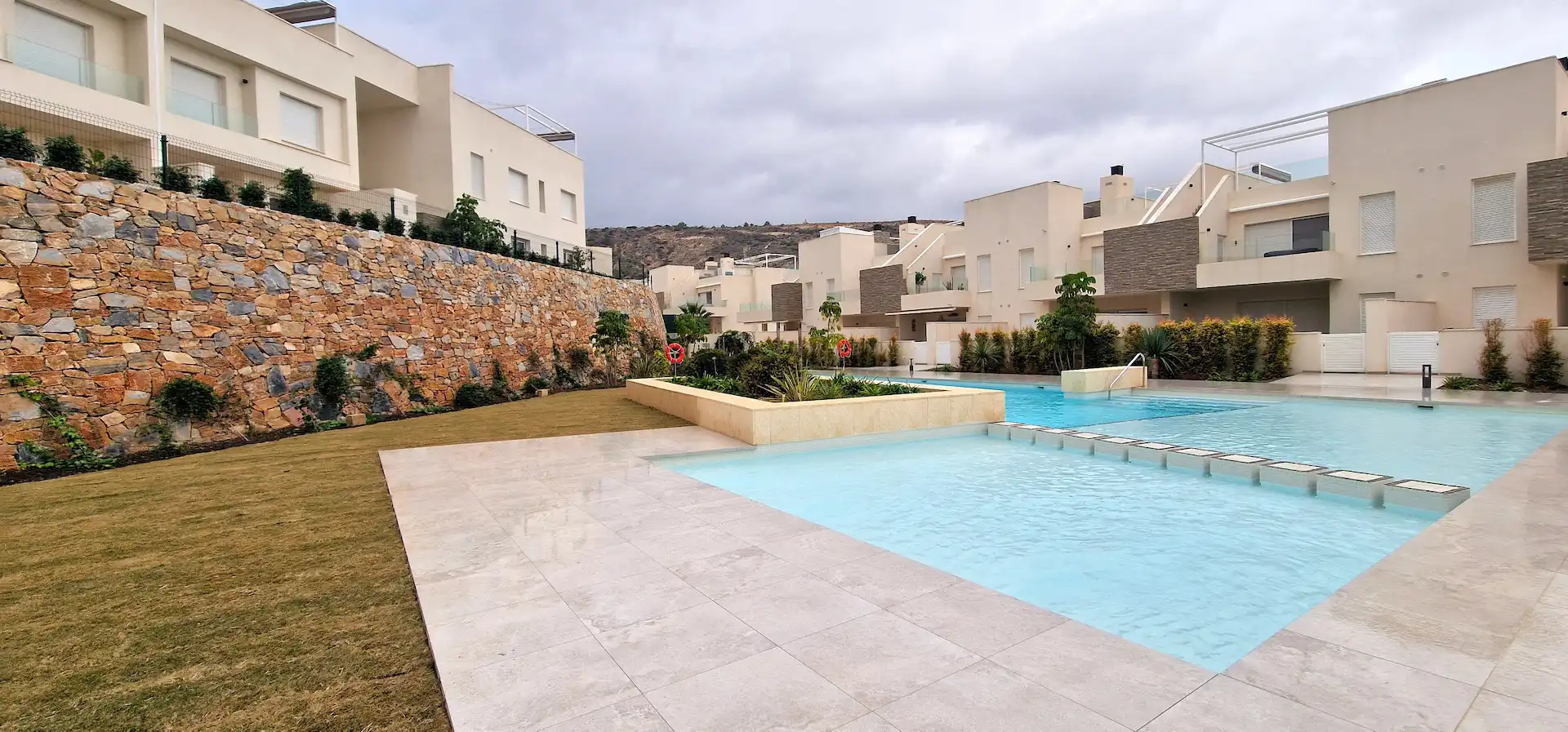 Bungalow con piscina en venta en Avenida Antonio Pedrera Soler, imagen 46