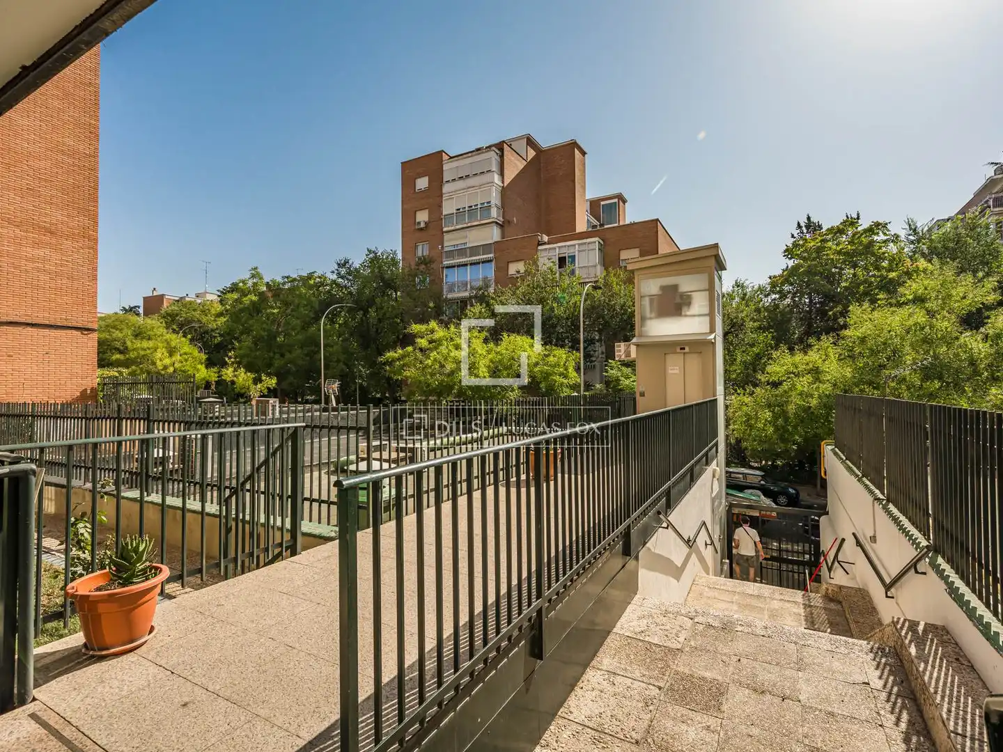 Vista exterior de Pis en venda en Madrid amb Aire condicionat, Calefacció i Moblat