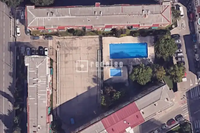 Piscina de Piso en venta en Madrid con Jardín privado, Parquet y Piscina