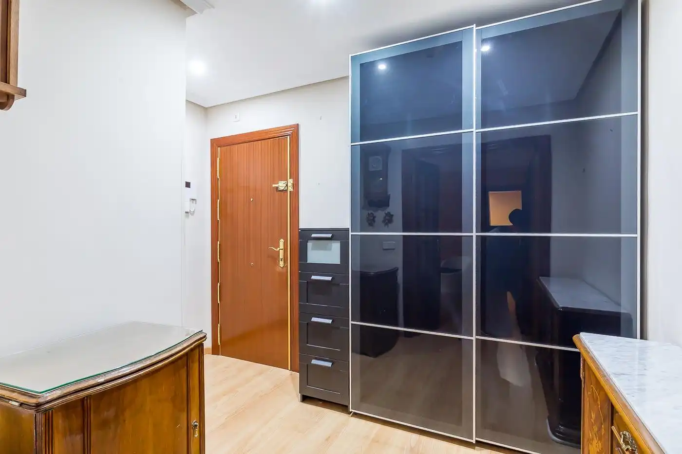 Flat for sale in Madrid  with Air Conditioner, Heating and Terrace