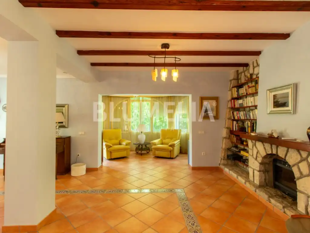 Sala d'estar de Casa o xalet en venda en Dénia amb Aire condicionat, Jardí privat i Terrassa