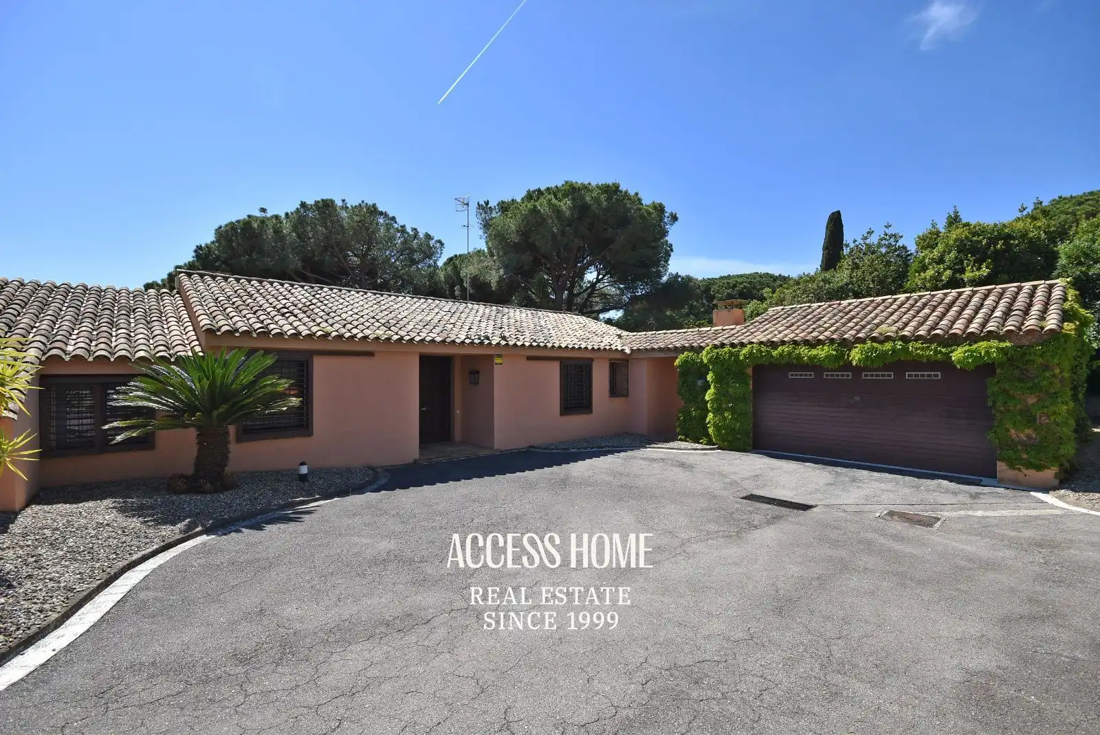 Exterior view of Houses for rent in Sant Vicenç de Montalt  with Air Conditioner, Heating and Swimming Pool