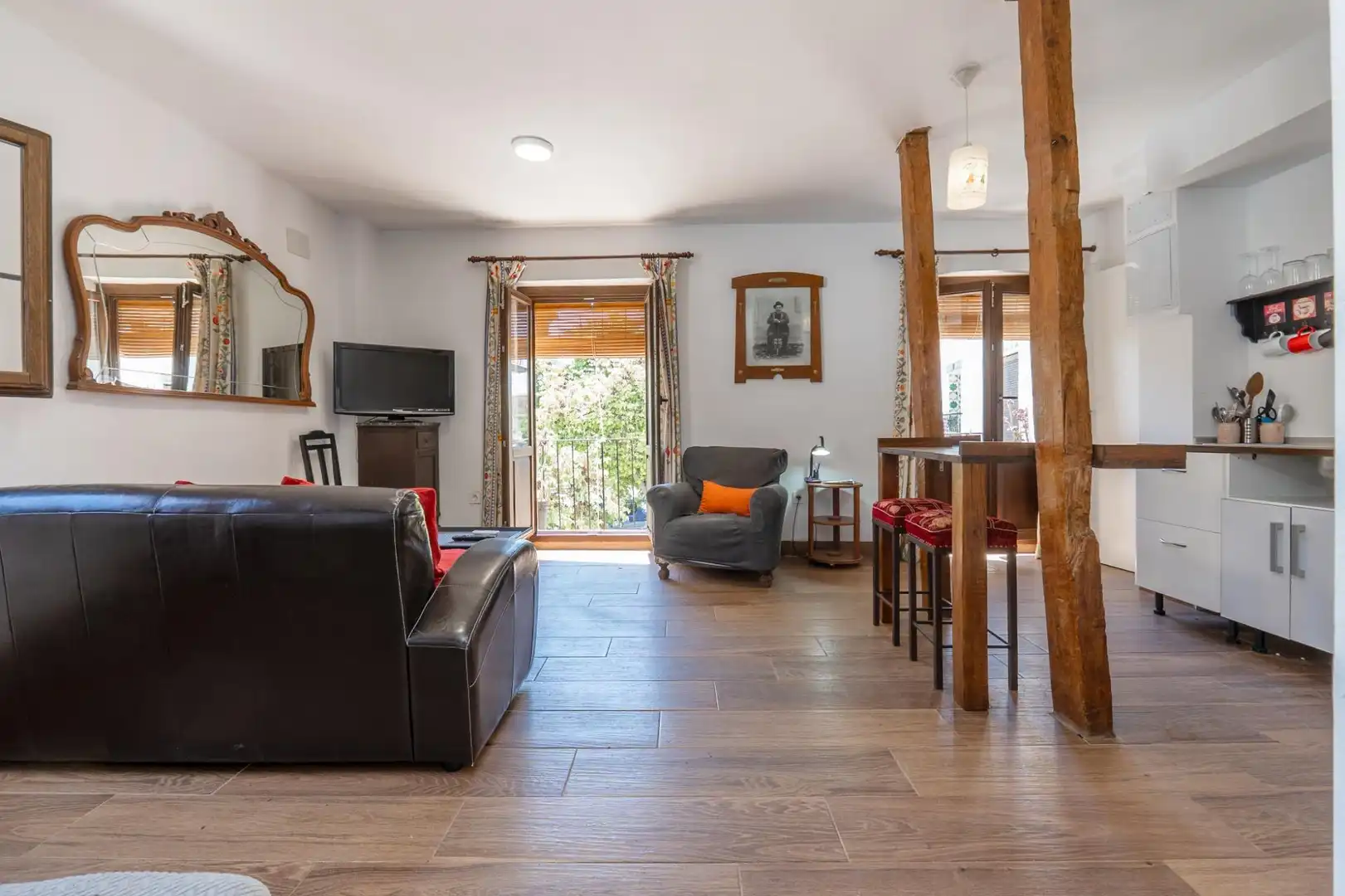 Living room of Houses for sale in Granada  with Air Conditioner, Terrace and Furnished