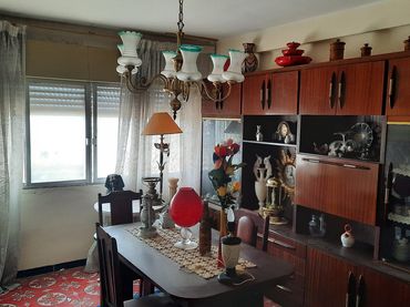 Piso con balcón en venta en Casco Urbano