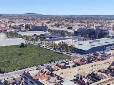 Terrenys i solars de lloguer a Llevant