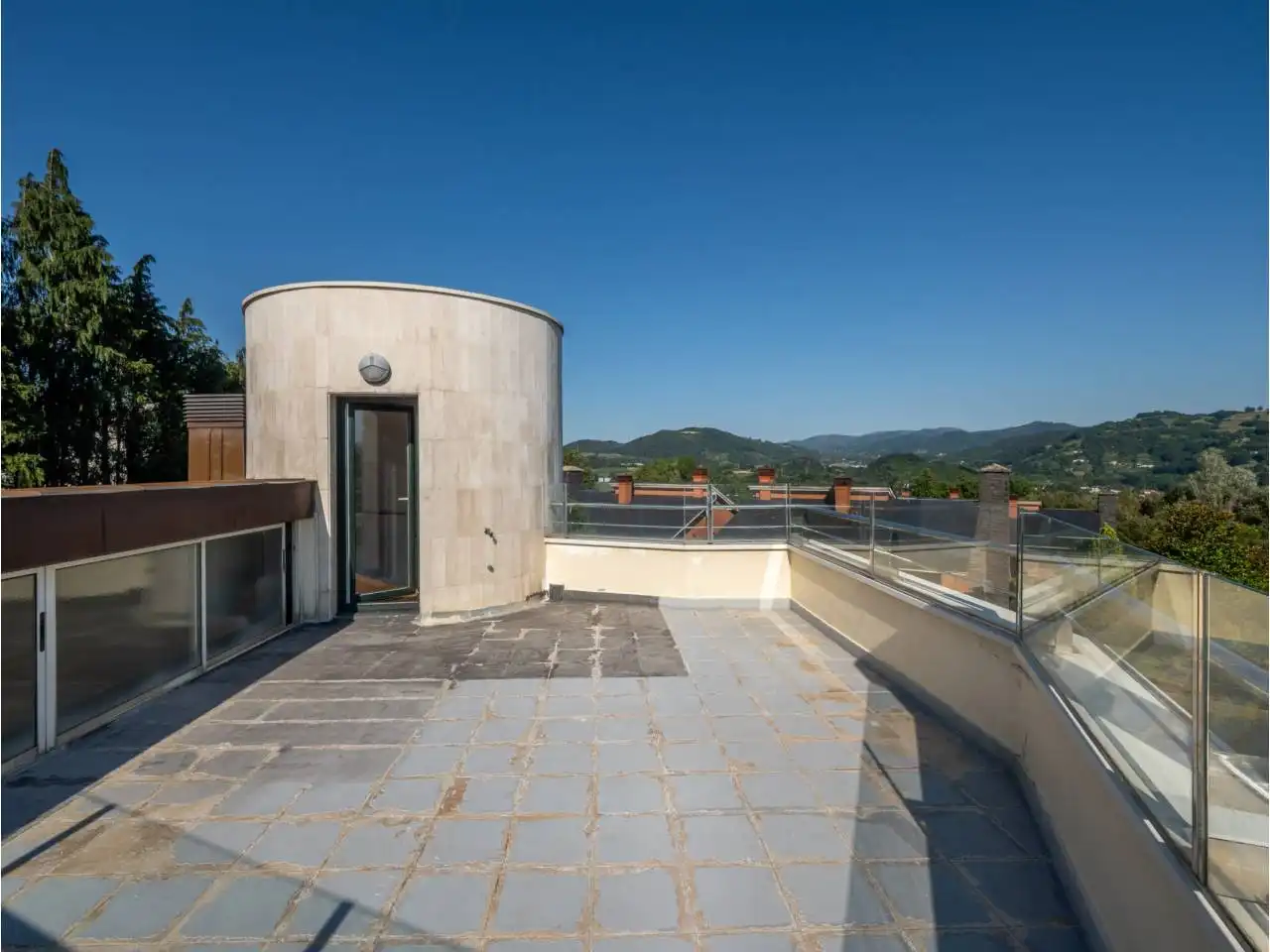 Terrassa de Casa o xalet en venda en Donostia - San Sebastián  amb Aire condicionat, Calefacció i Jardí privat