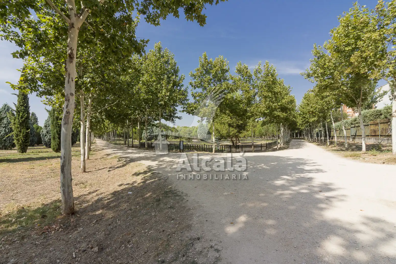 Garaje en venta en Alcalá de Henares