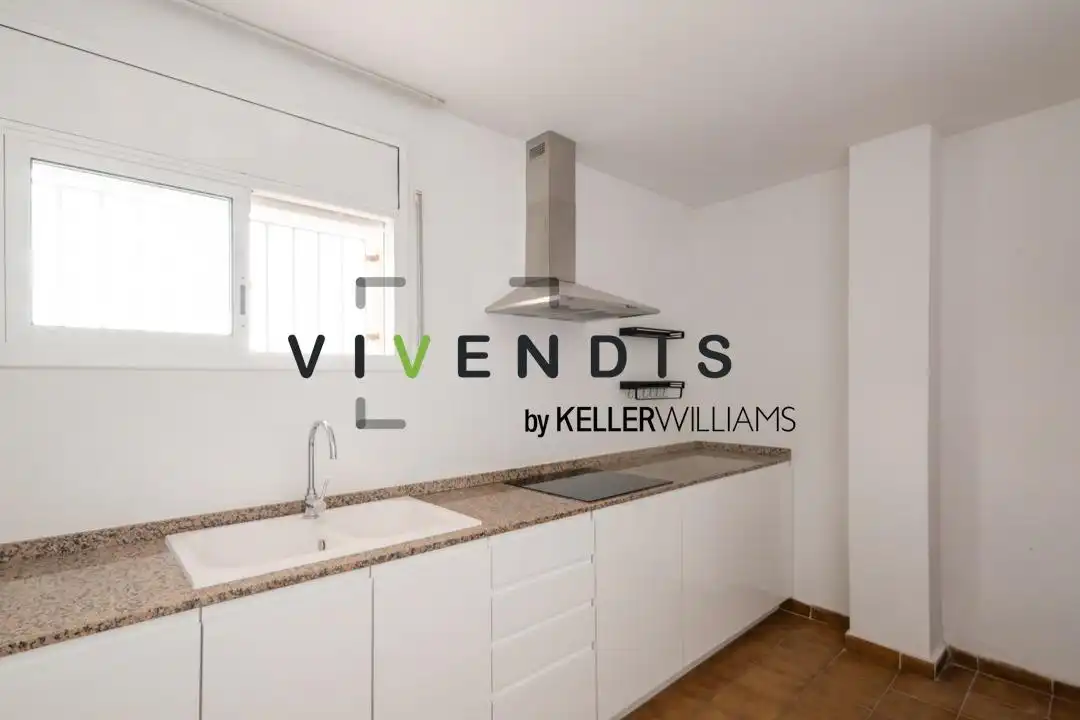 Cocina de Casa o chalet en venta en Corbera de Llobregat con Aire acondicionado, Jardín privado y Terraza