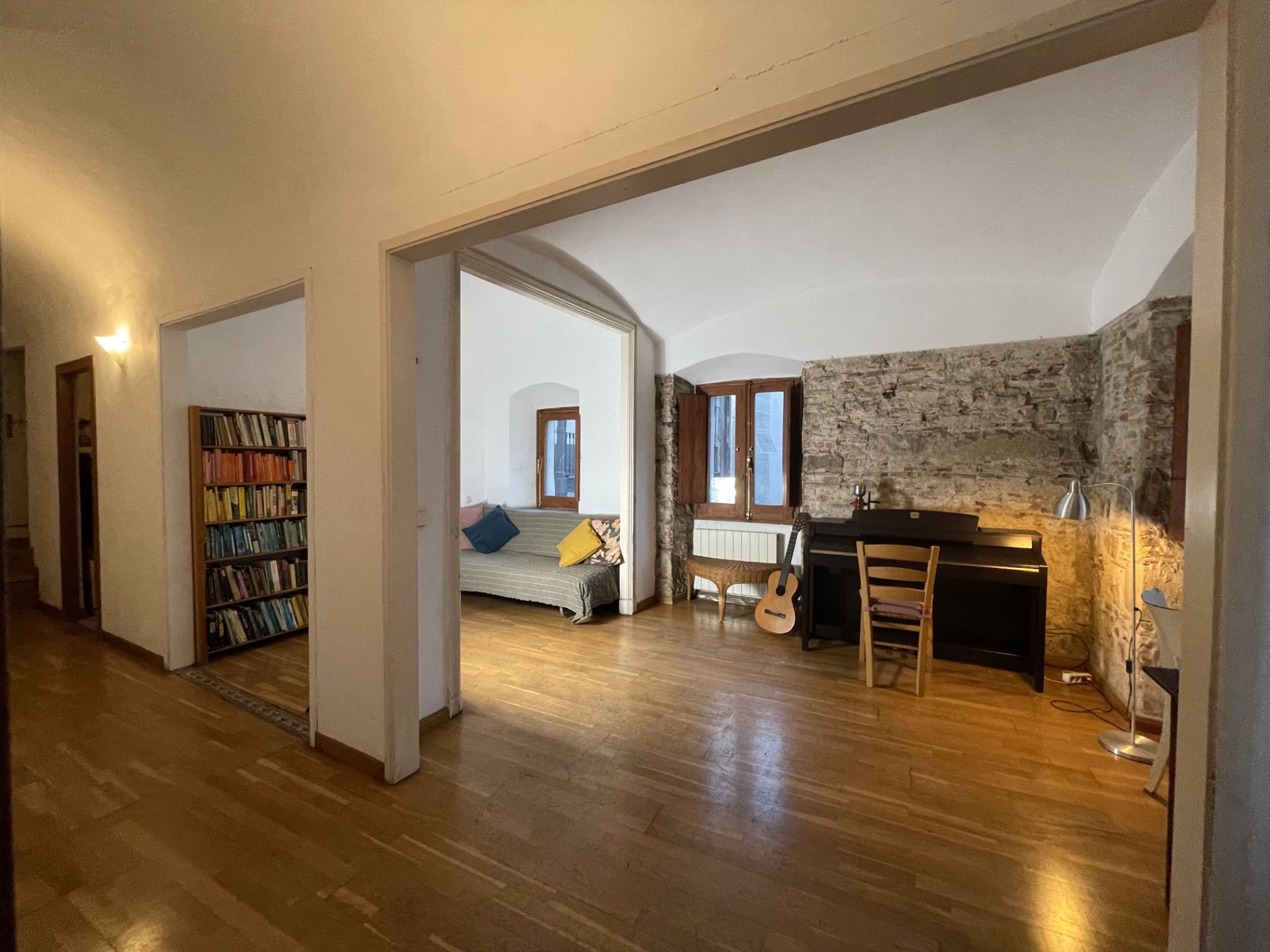 Living room of Flat for sale in  Barcelona Capital  with Parquet flooring and Balcony