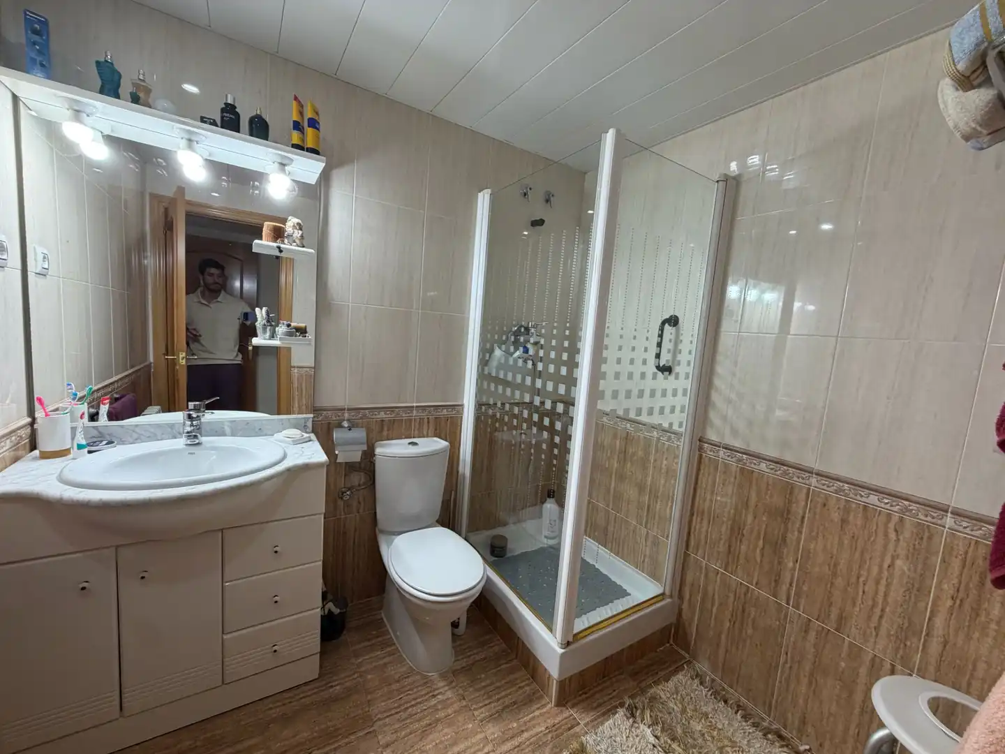 Baño de Piso en venta en Sant Boi de Llobregat con Calefacción, Terraza y Amueblado
