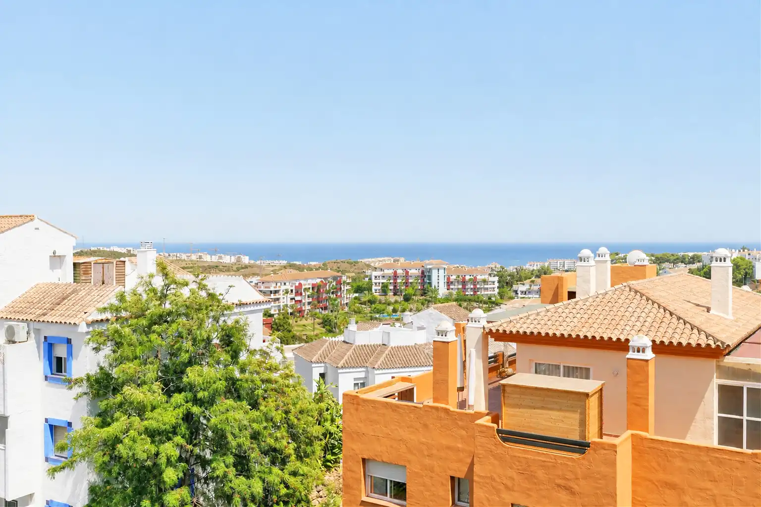Vista exterior de Apartamento en venta en Mijas con Aire acondicionado, Parquet y Terraza