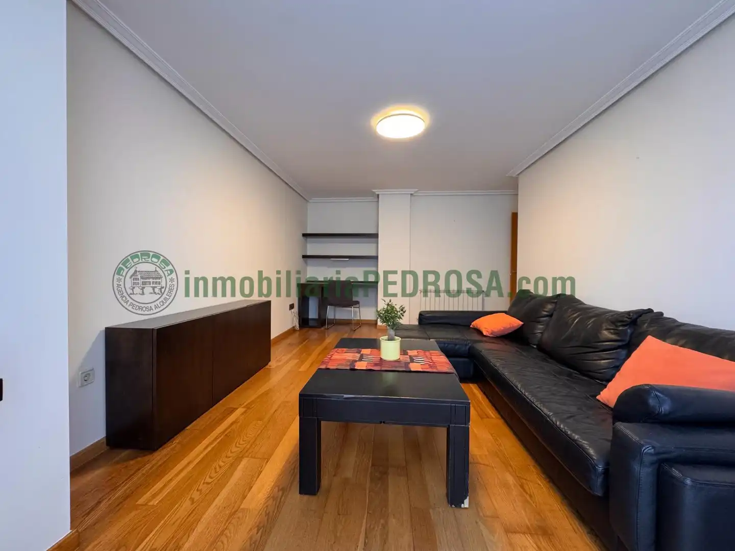 Living room of Flat for sale in Pontevedra Capital   with Heating, Terrace and Storage room