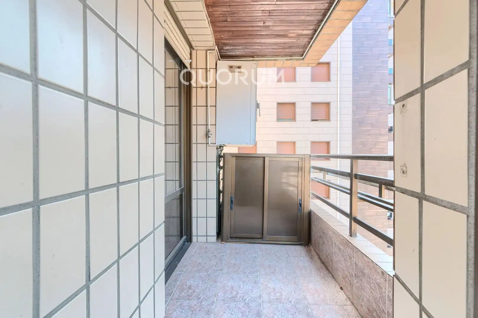 Terrassa de Pis en venda en Basauri  amb Calefacció, Traster i Moblat