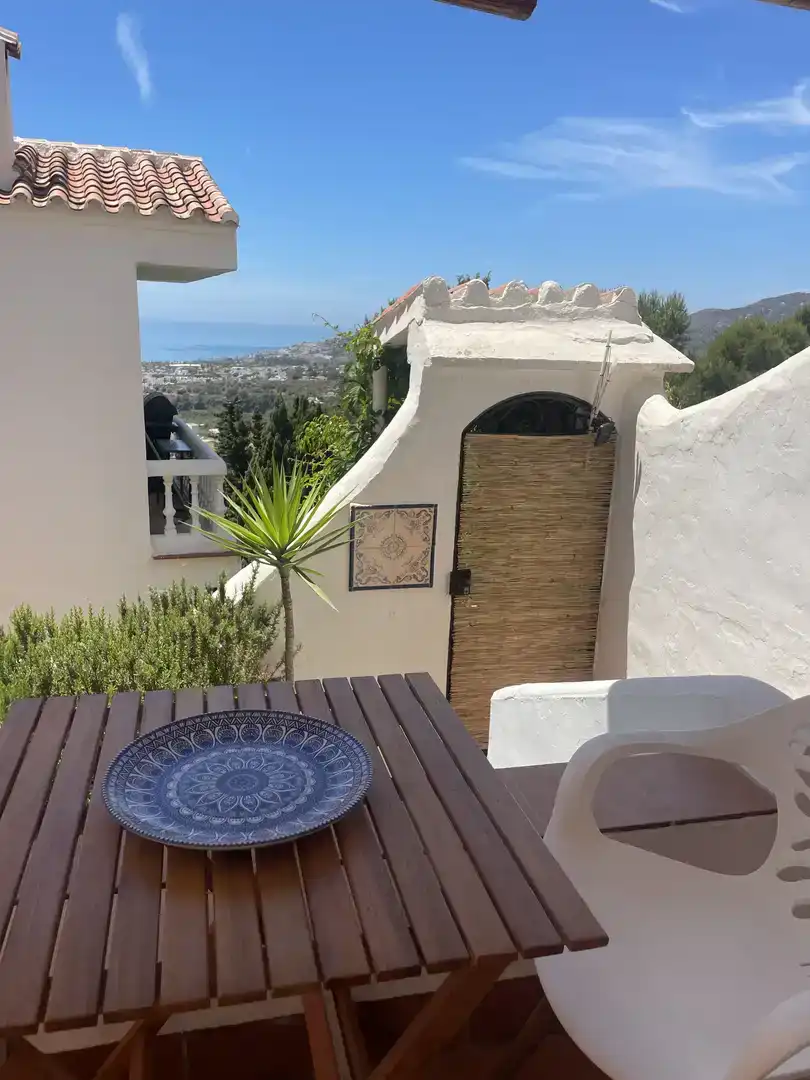 Terraza de Piso en venta en Nerja con Aire acondicionado, Jardín privado y Piscina