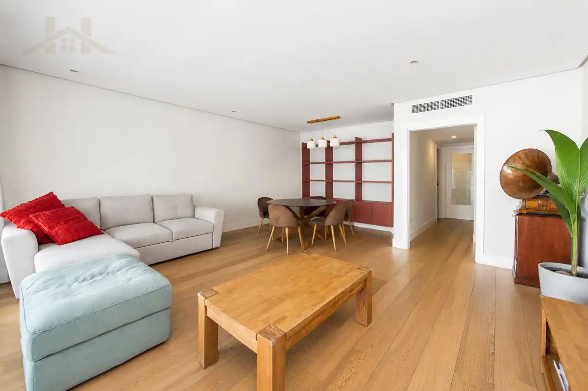 Sala d'estar de Pis en venda en Alcobendas amb Aire condicionat, Calefacció i Parquet