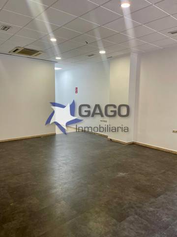 Local comercial en Venta en Arroyo del Moro - Noreña