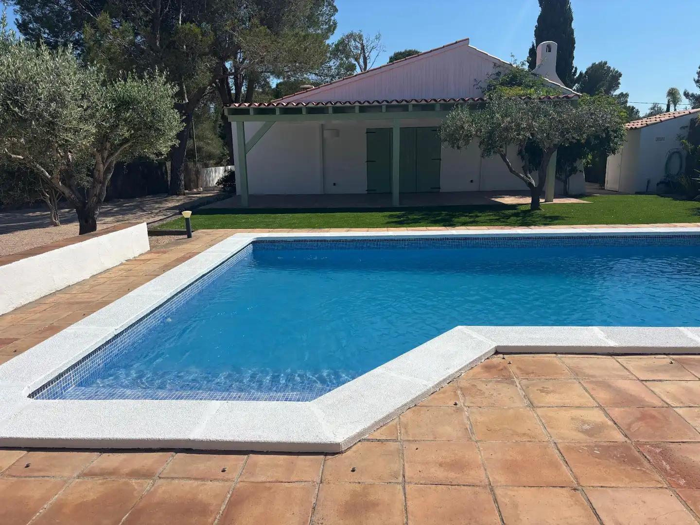 Swimming pool of Houses for sale in L'Ametlla de Mar 