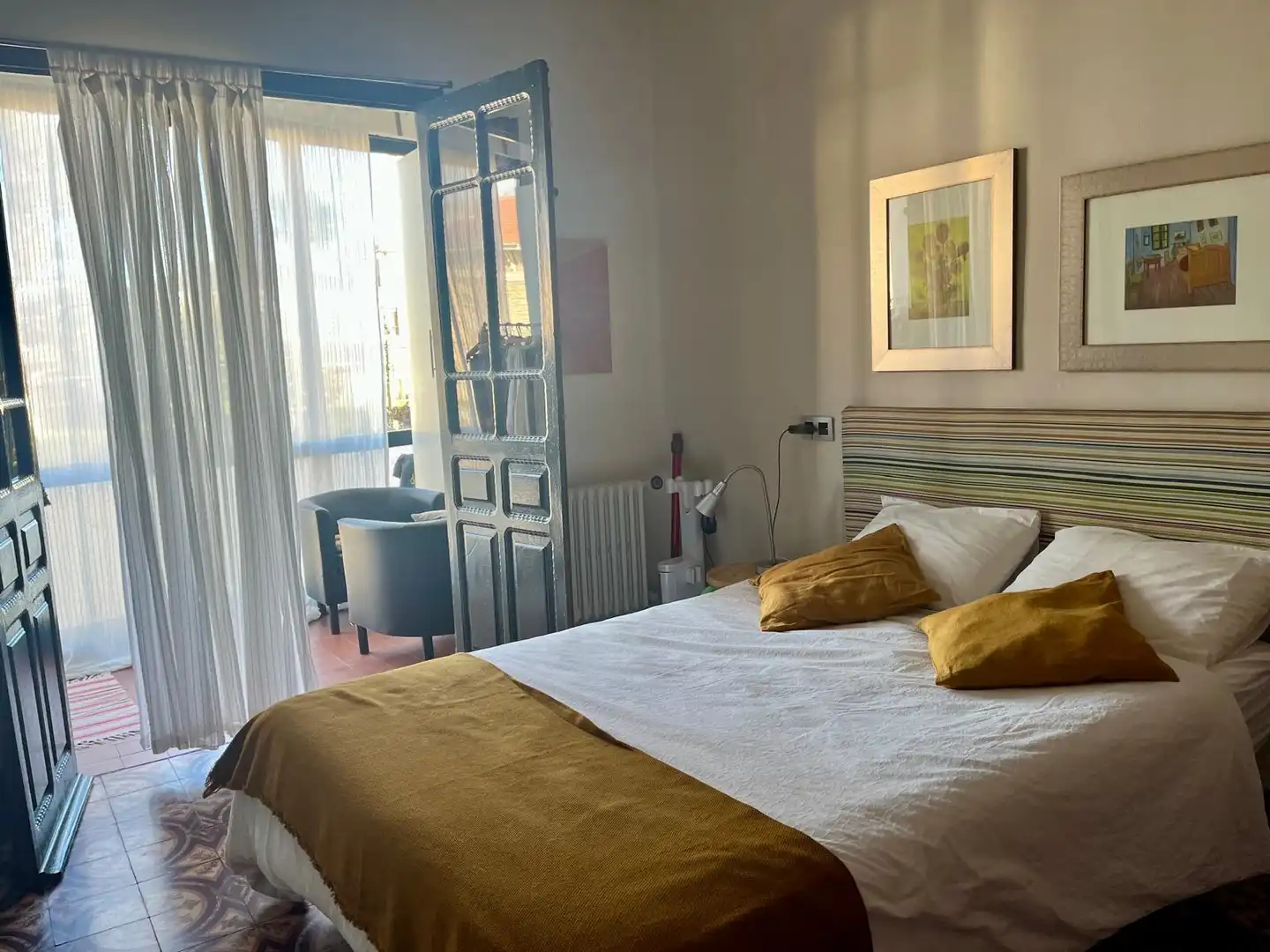 Dormitori de Casa o xalet en venda en Castrillón amb Calefacció, Jardí privat i Terrassa