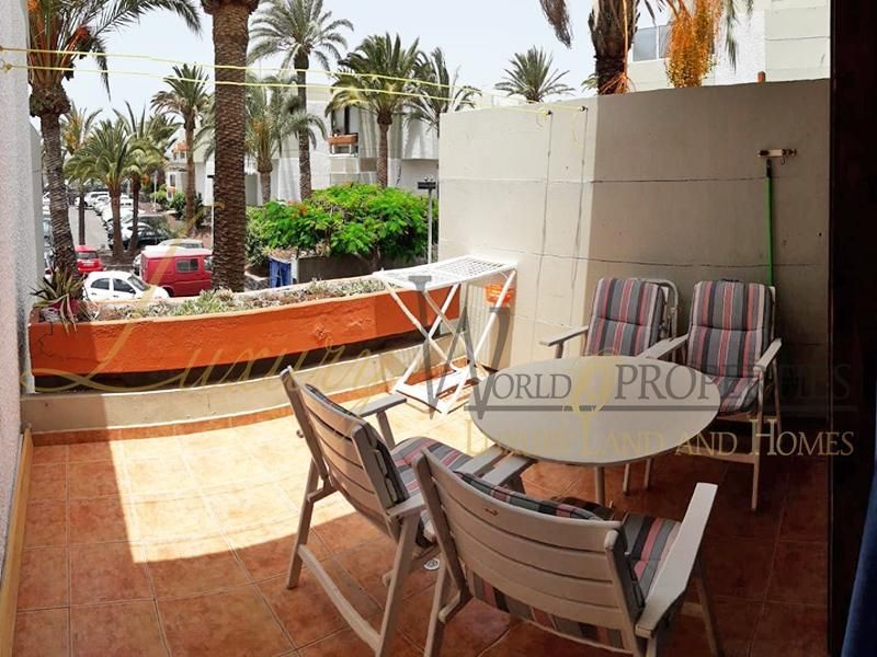 Vista exterior de Apartament en venda en Arona amb Terrassa i Piscina comunitària