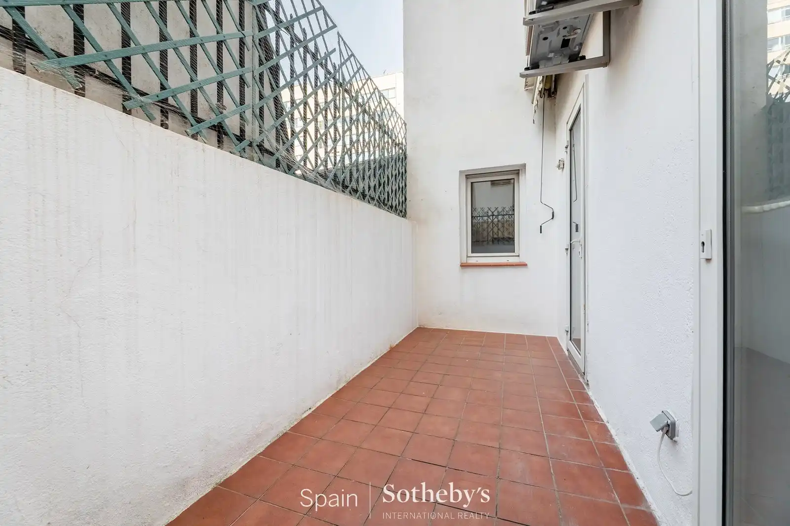 Terrassa de Apartament en venda en Madrid amb Aire condicionat, Calefacció i Terrassa