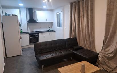 Living room of Flat for sale in  Valencia Capital  with Furnished