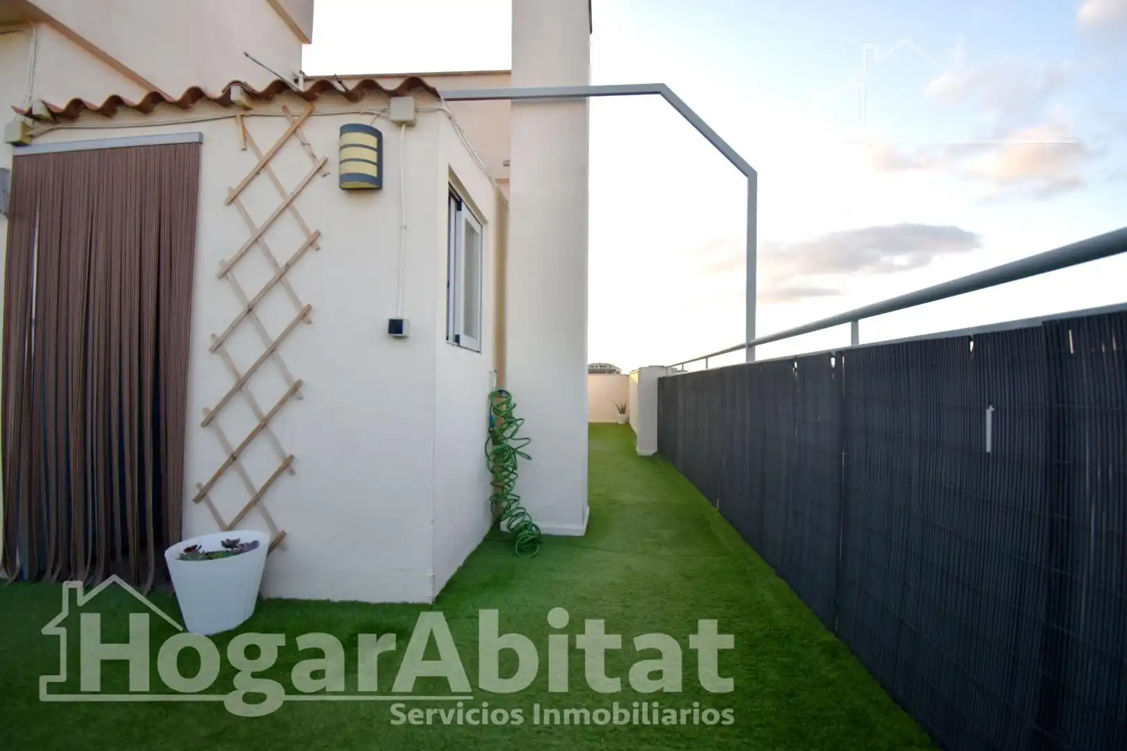 Jardín de Ático en venta en Castellón de la Plana / Castelló de la Plana con Aire acondicionado, Calefacción y Terraza