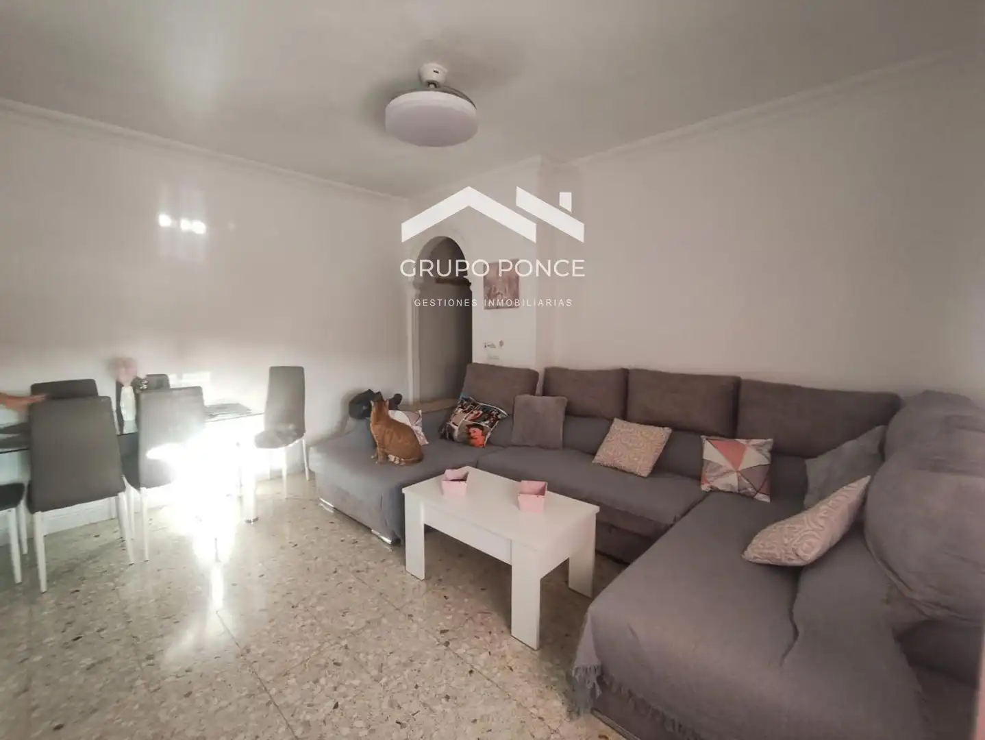 Sala d'estar de Pis en venda en La Plata
