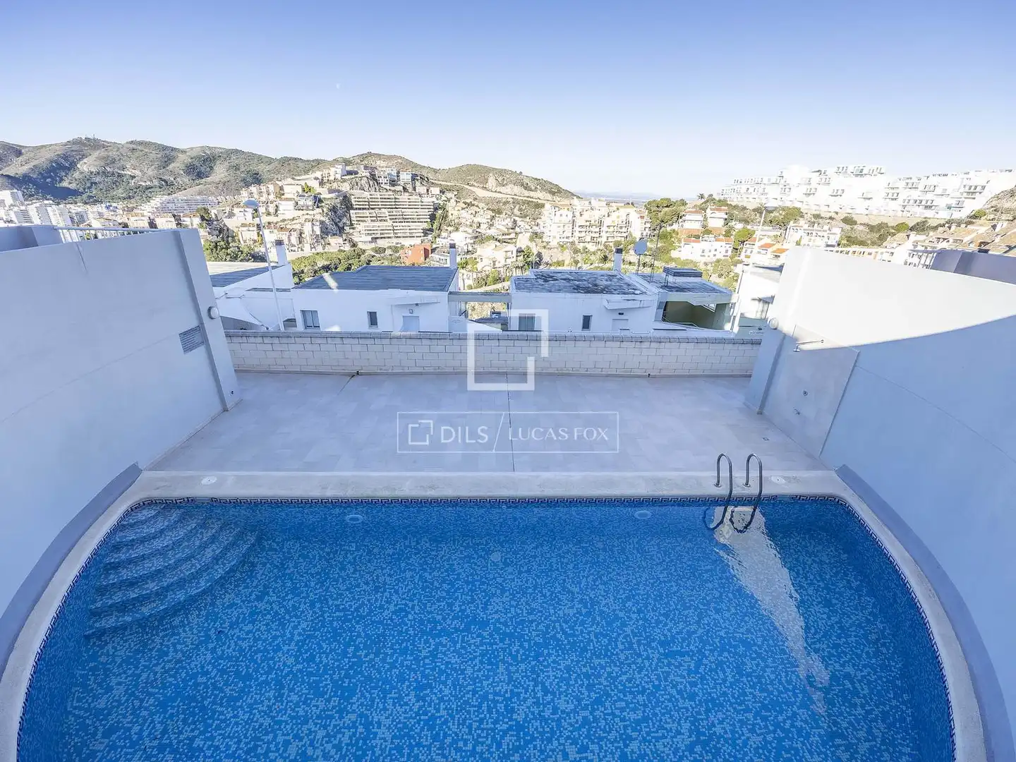 Piscina de Casa o xalet en venda en Cullera amb Aire condicionat, Calefacció i Jardí privat