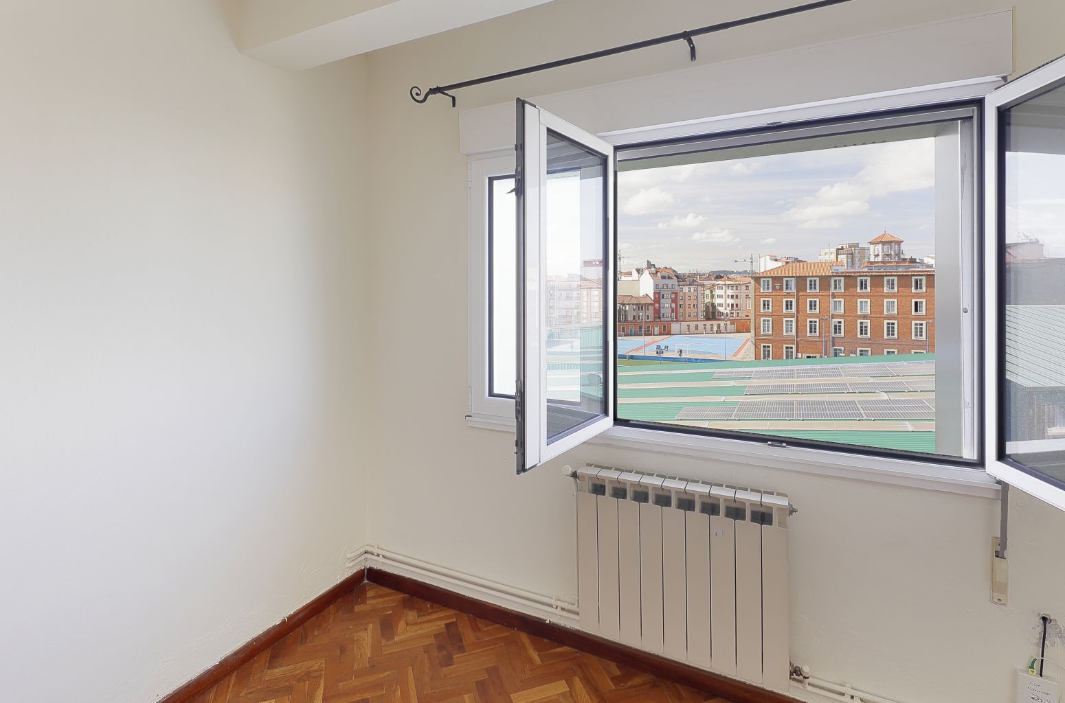 Bedroom of Flat for sale in Gijón   with Heating, Parquet flooring and Terrace