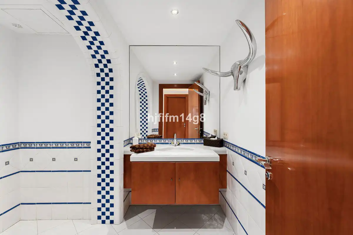 Penthouse mit Aufzug zum Verkauf in Nueva Andalucía, imagen 26