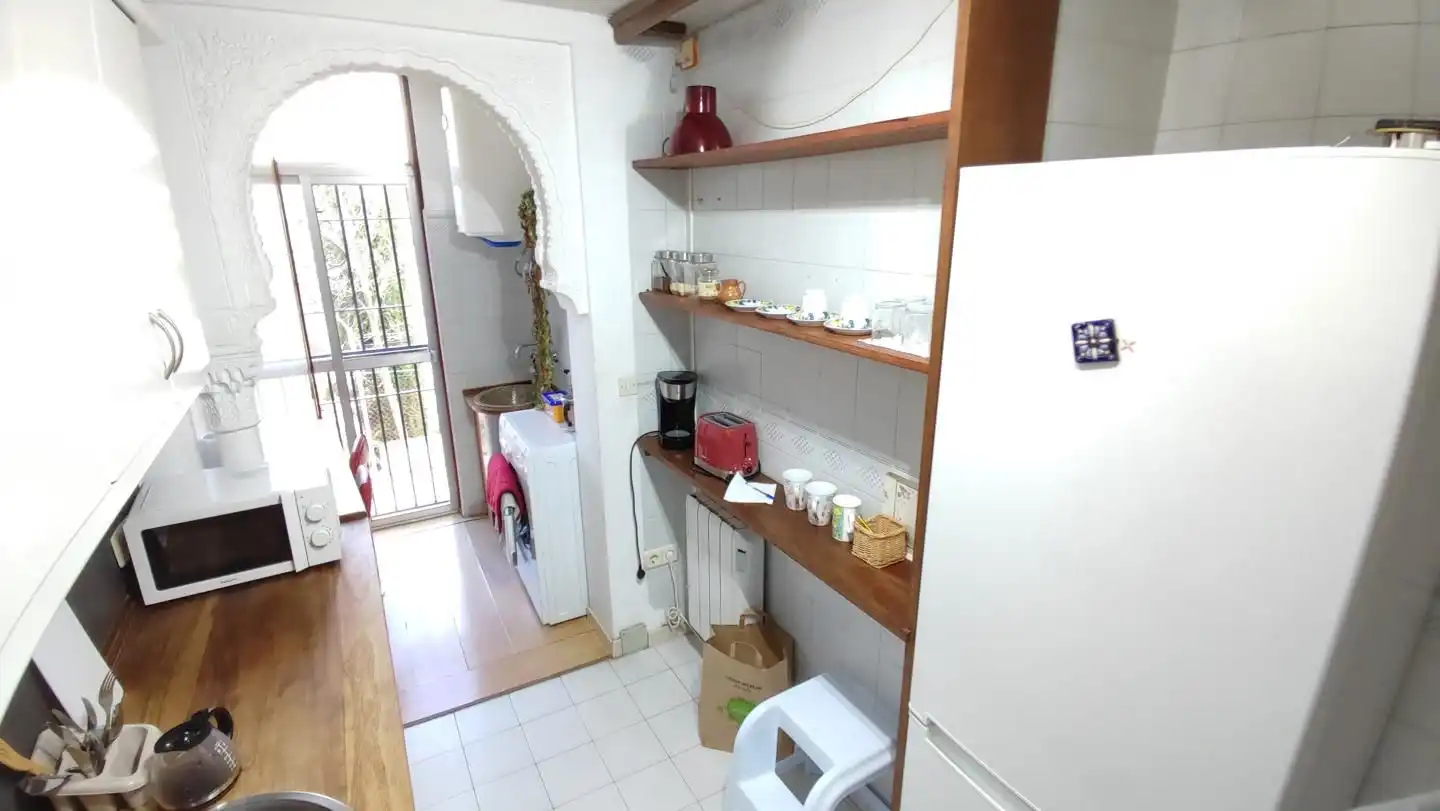 Kitchen of Flat for rent in Granada  with Heating and Furnished