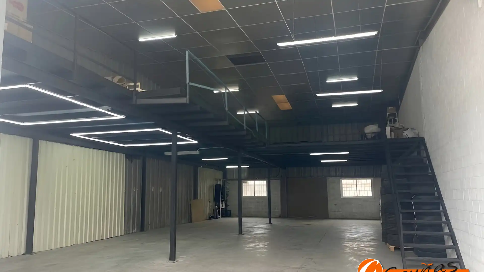 Nau industrial en venda en Antequera