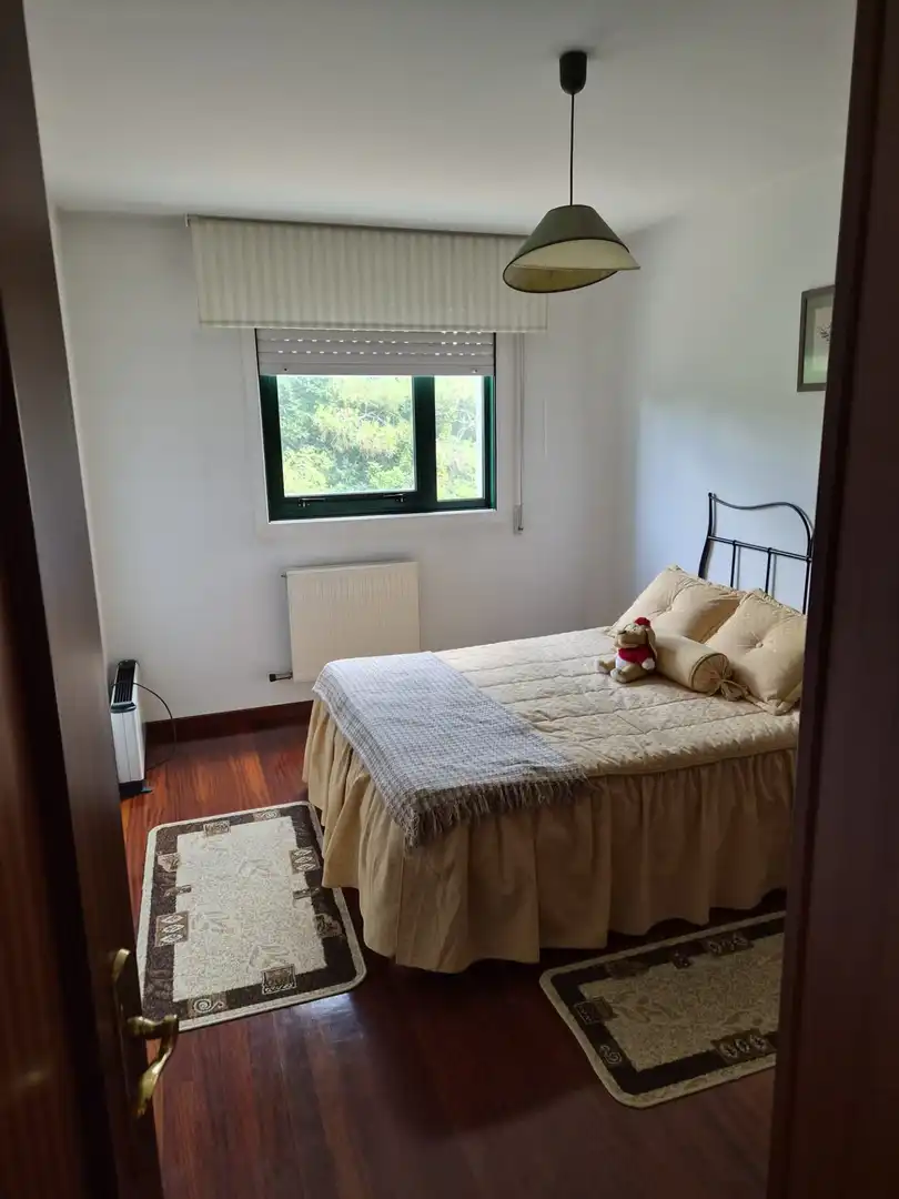 Bedroom of Flat for sale in Brión  with Heating, Private garden and Storage room