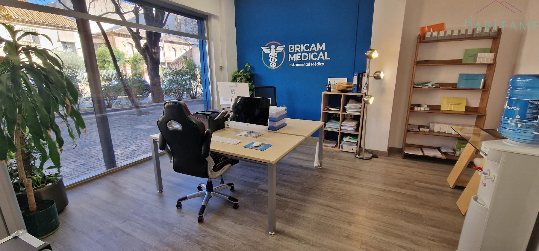 Oficina de lloguer en  Granada Capital amb Aire condicionat i Moblat