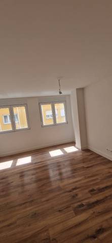 Piso en Venta en Calle Hermilio Alcalde del Río en Inmobiliaria - Barreda