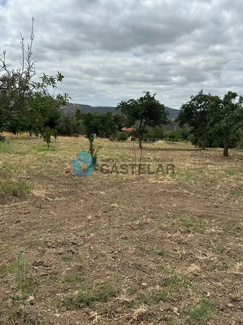 Casa o xalet en venda en Oliva de la Frontera amb Moblat