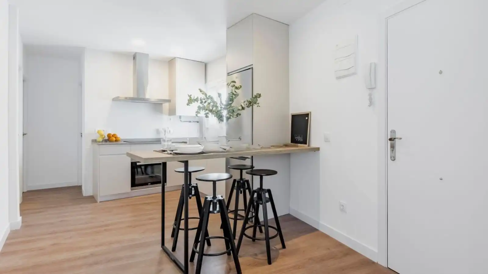 Küche von Wohnung zur Miete in Madrid mit Klimaanlage, Heizung und Möbliert