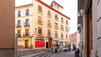 Vista exterior de Pis en venda en  Granada Capital amb Aire condicionat i Calefacció