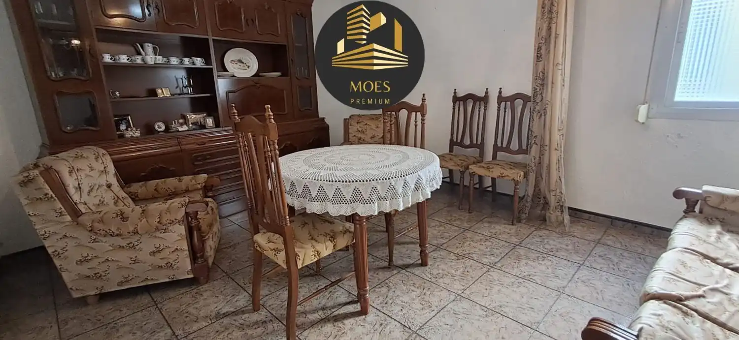 Menjador de Pis en venda en Jaén amb Aire condicionat i Balcó