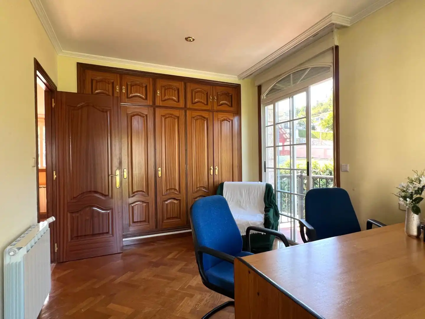 Houses for sale in Bergondo, A Coruña