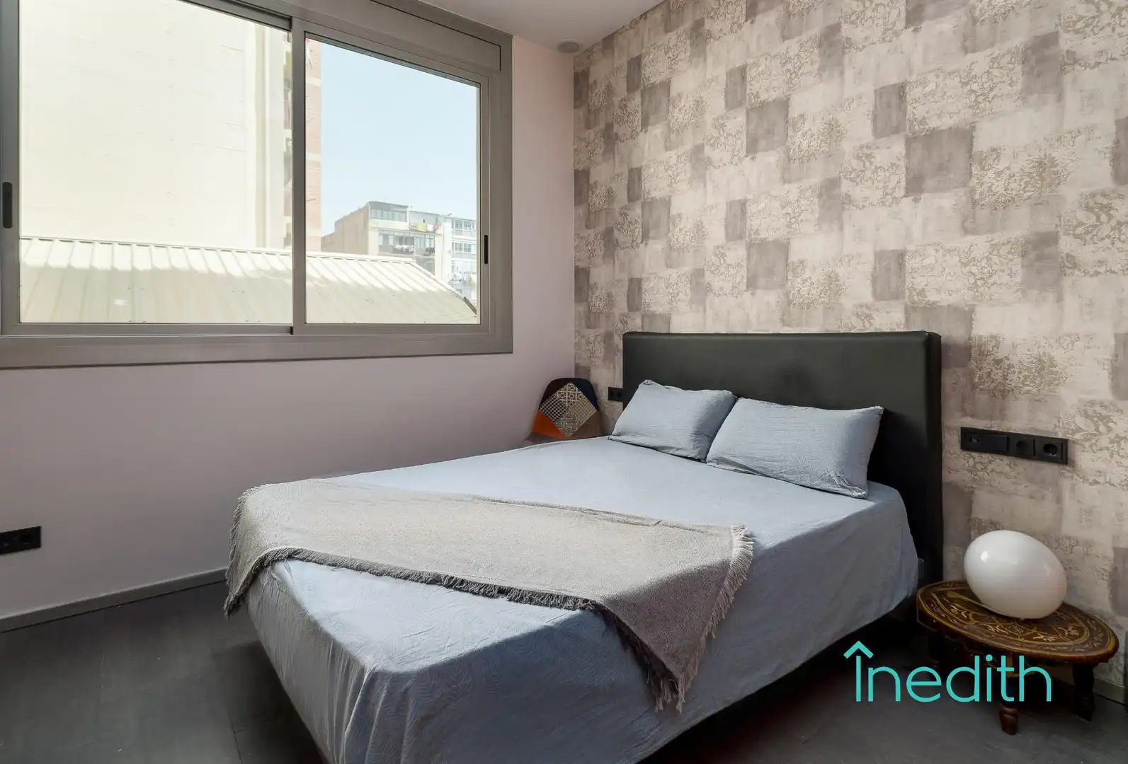 Bedroom of Flat for sale in Barcelona  with Air Conditioner, Terrace and Furnished